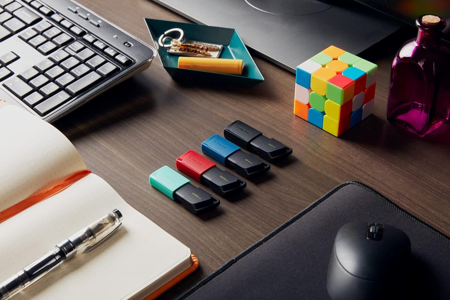 kingston datatraveler exodia m usb 3.2 gen 1 dtxm/64gb with moving cap kingston datatraveler exodia m usb 3.2 gen 1 dtxm/64gb with moving cap